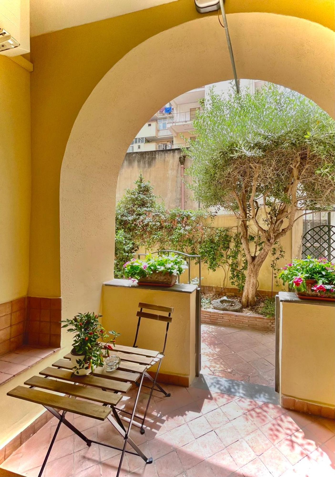 Your Apartment Sicily Катания Экстерьер фото